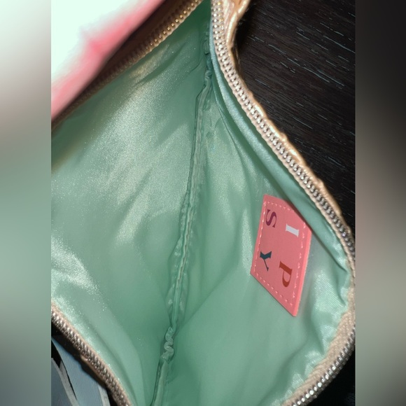 Small makeup case - Picture 2 of 3